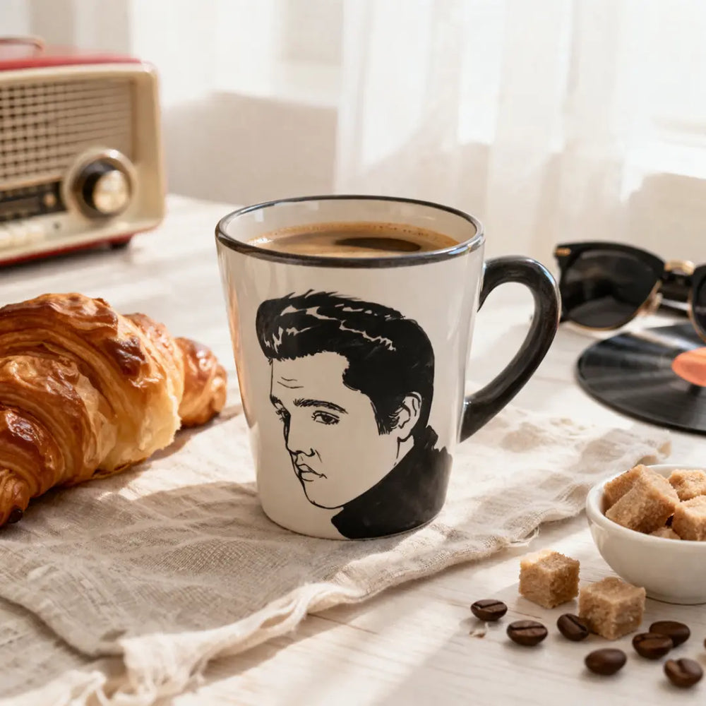 Kézzel festett Elvis Presley bögre és tányér szett fehér kerámiából