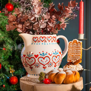 scandinavian-hearts-jug